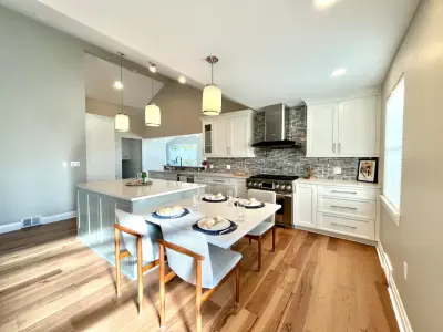 Reinvented Transitional Kitchen — Interior Design & Decorating project by DesignFive, LLC - Steve Shorthouse