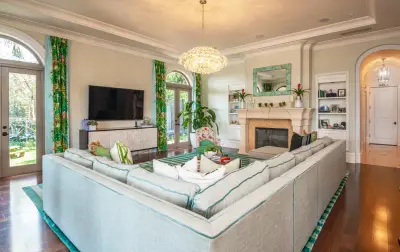 Delray Tropical Classic — Interior Design & Decorating project by Errez Design Inc.