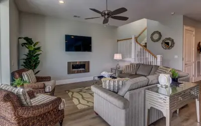 Seaside Residence Ideal for Hosting — Interior Design & Decorating project by Sheila Morgan Interiors, Inc.