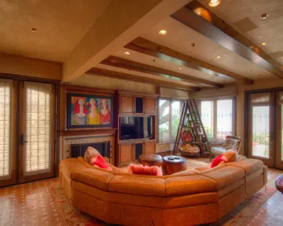 Ronda Elaine Design, LLC. - Custom Home Builders in Kailuakona, HI