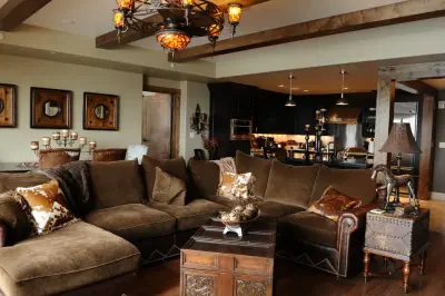 Edgemont - Upscale Apartment Complex — Interior Design & Decorating project by Steamboat Interiors, Corp.