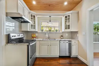 Design Professionals - Interior Design & Decorating in Greenacres, WA