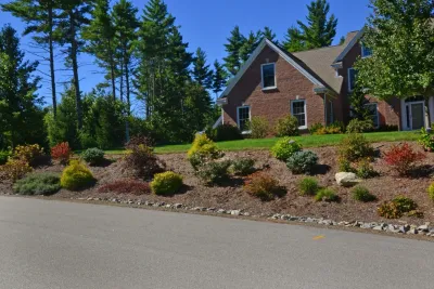 Traditional Front Yard — Landscape Construction project by Michael Therrien Landscaping, LLC in Bedford