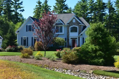 Neat, Elegant Landscaping by Michael Therrien Landscaping, LLC