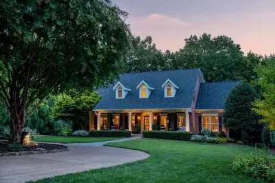 Exterior Hue Consultations by Mary Norris Interiors