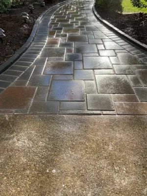 Diamond Design & Curved Walkway by Mike's Clean Cut Landscaping, Inc