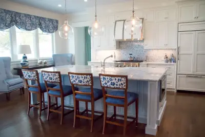 Tres Belle Interior Design - Custom Cabinets & Cabinetry in Harbor Springs, MI