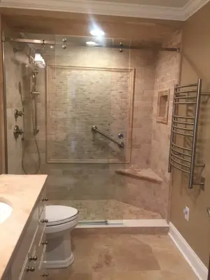 Frings corridor restroom by Sylvie Del Duca Interior Designs Services
