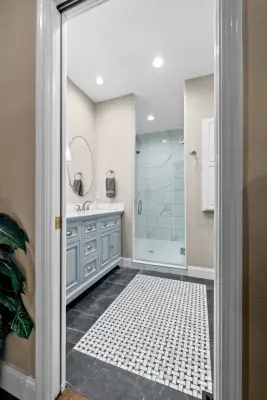 Unique Ambiance LLC - Custom Cabinets & Cabinetry in Cape Girardeau, MO