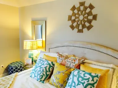 Sienna Plantation Guest Room Renovation in Missouri City, Texas — Interior Design & Decorating project by Bbrand Interiors