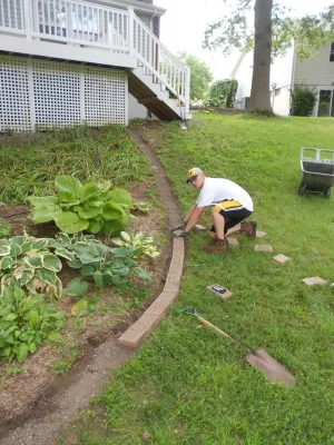 Mizzou Crew Landscaping - Leaf Removal & Cleanup in Saint Louis, MO