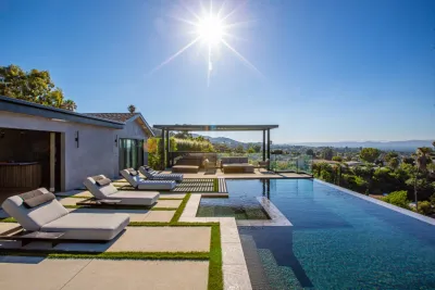 Sherman Oaks | Hillside Backyard & Pool Construction — Landscape Construction project by Moda Outdoor Living