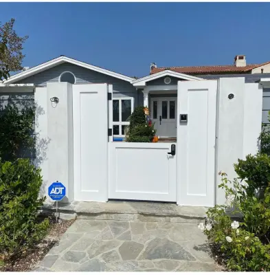 Madera Custom Doors - Garage Door Installation & Repair in Fullerton, CA