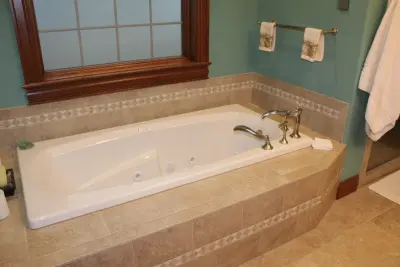 Edwards Plumbing Heating & Air Conditioning - Bathroom Remodeling in Vinton, IA