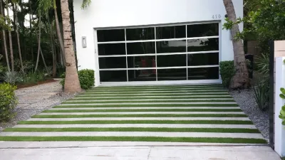 Monster Grass Artificial Turf & Ivy - Drought-Resistant Lawn Installation in Miami, FL