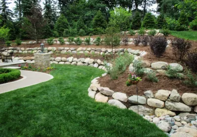 Motor City Landscaping - Retaining Wall Construction in Rochester Hills, MI