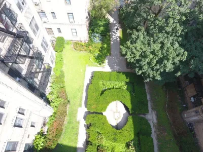 Mr. Landscape, Inc. - Retaining Wall Construction in New City, NY