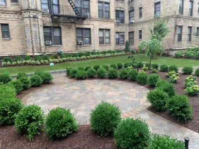 Mr. Landscape, Inc. - Retaining Wall Construction in New City, NY