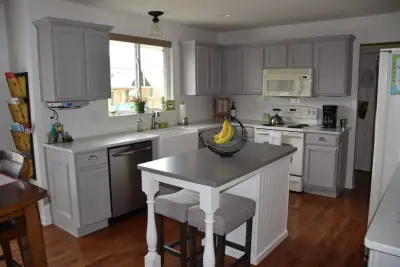 Savvy Style with Valerie - Window Installation & Replacement in Noblesville, IN