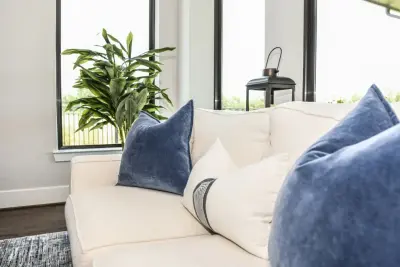 Jennifer's Lounge — Interior Design & Decorating project by Interior Connection