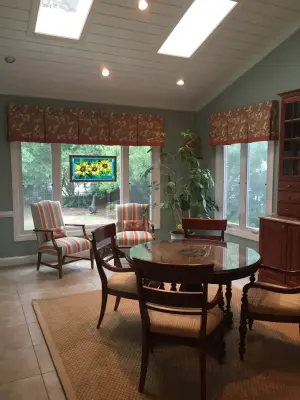 Maintaining Space — Interior Design & Decorating project by MJN & Associates Interiors