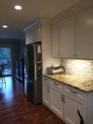 Kitchen by the Lake — Interior Design & Decorating project by Kaleidoscope Designs