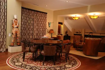 Penthouse at One Steamboat Place — Interior Design & Decorating project by Steamboat Interiors, Corp.