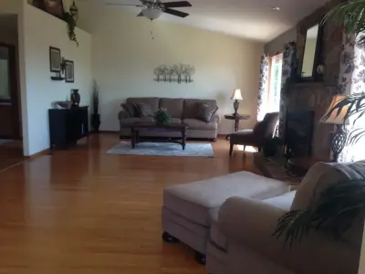 Mancunia — Interior Design & Decorating project by Peninsula Home Staging