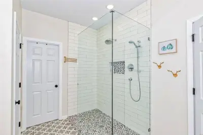Primary Bathroom — Interior Design & Decorating project by Amena Zamora Designs