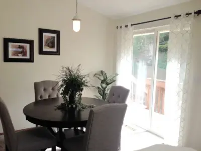 Meadow Songbird — Interior Design & Decorating project by Peninsula Home Staging