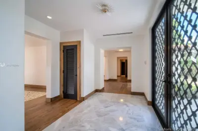 Mediterranean Renovation — Interior Design & Decorating project by Errez Design Inc.