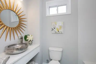 Contemporary Urban Lifestyle — Interior Design & Decorating project by Kate Grzymala Design