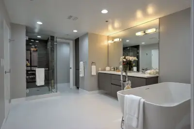 Contemporary Mid-Wilshire Condominium — Interior Design & Decorating project by Studio Palomino