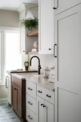 Mud Entryway — Interior Design & Decorating project by Catherine Marrano Interiors