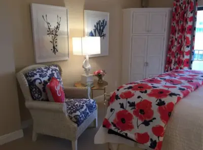 Condo in Naples, Florida — Interior Design & Decorating project by Statements Interior Design