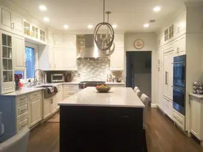 Fresh Kitchen Infuses New Hues Throughout the Home — Interior Design & Decorating project by Gila- Home Design & Color Guru