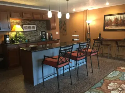 Painted Properties, LLP - Interior Design & Decorating in Charleston, IL
