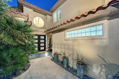 Modern Take on Classic in Spanish Trail CC — Interior Design & Decorating project by Design By Sasha