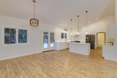 Trestrail: Bespoke Residence Constructed by Big Street — Home Renovation & Remodeling Services project by Big Street Construction, Inc.