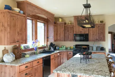 Larson Home Builders - Custom Home Builders in Klamath Falls, OR
