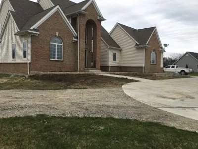 Outdoor Expressions, Inc. - Retaining Wall Construction in Clarkston, MI