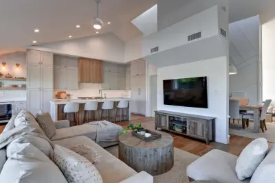 Maple Avenue Construction - Drywall Installation & Repair in Phoenix, AZ