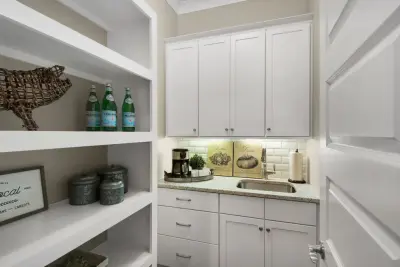 Randy Wise Homes Inc - Custom Cabinets & Cabinetry in Niceville, FL
