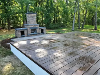 Accessible Platform by Coastal Outdoor Spaces