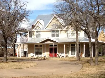 Texas Energy Savers Co - Roofing & Gutter Services in Joshua, TX