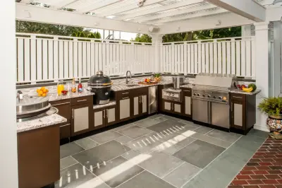 Brown Jordan Kitchen in East Northport by Outdoorliving By Kenneth Reilly