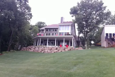 Panorama Enclosed Patio and Cladding by VanWeelden Co.