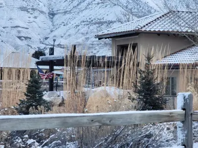 Crowhurst Construction - Design-Build Services in Parachute, CO