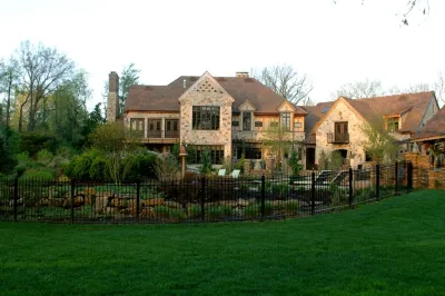 Pleasant View Construction - Tree Planting & Transplanting in Saint Louis, MO