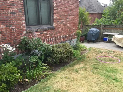 Seattle Back Yard Remodel Fall 2016 — Landscape Construction project by Plumb Landscapes Inc. in Seattle